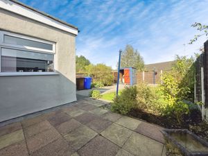 Patio- click for photo gallery